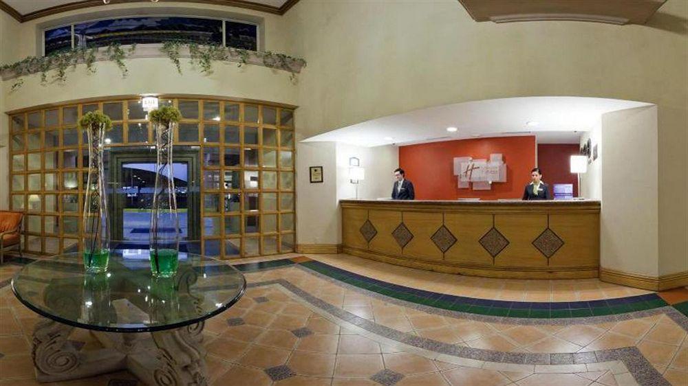 托雷翁智选假日酒店 外观 照片